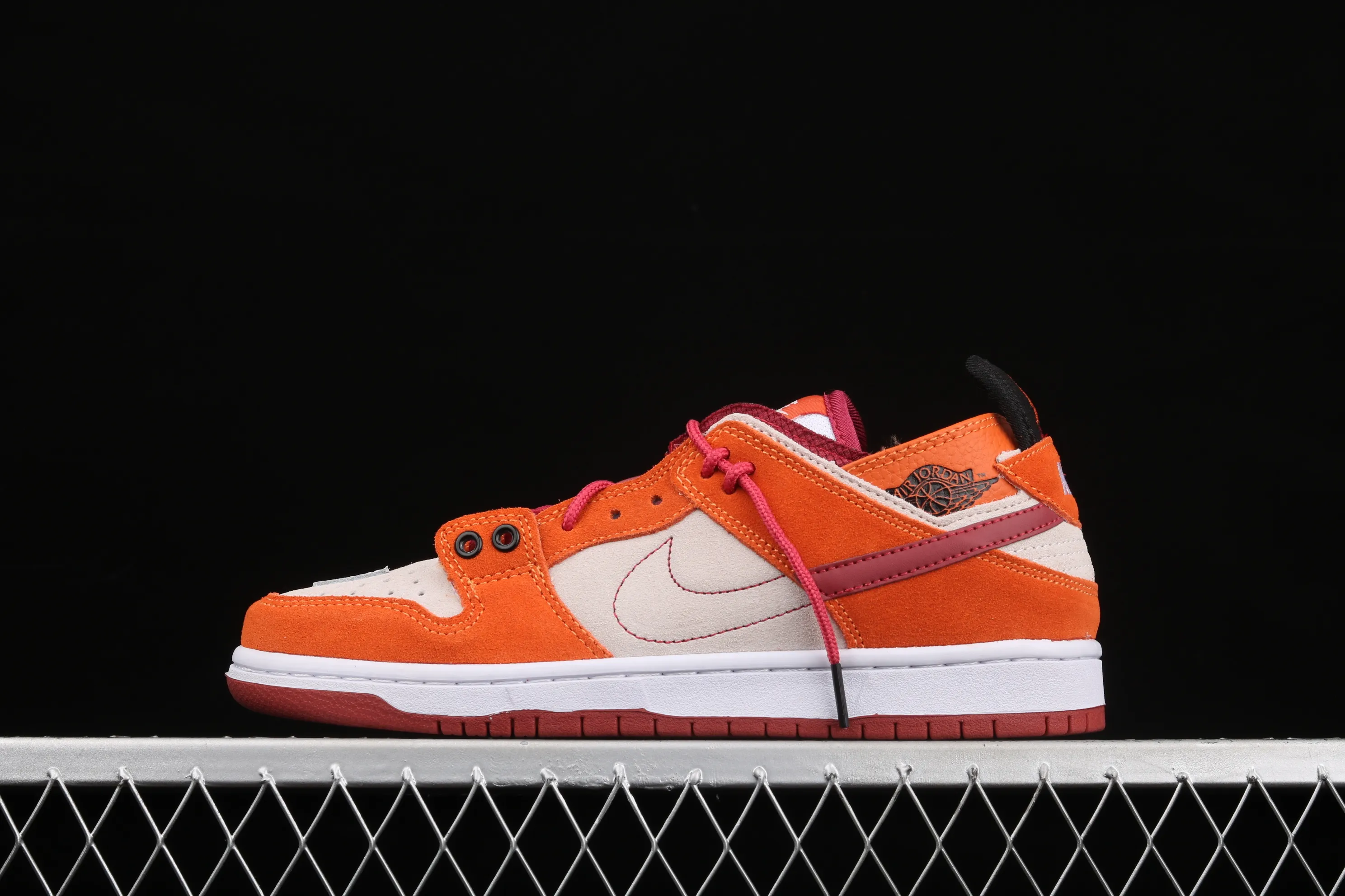 All categories Nk SB Dunk series Nk SB Dunk Low low-top sneakers Nk SB Dunk Low Nike four-in-one multi-element casual sneakers BQ6817-006